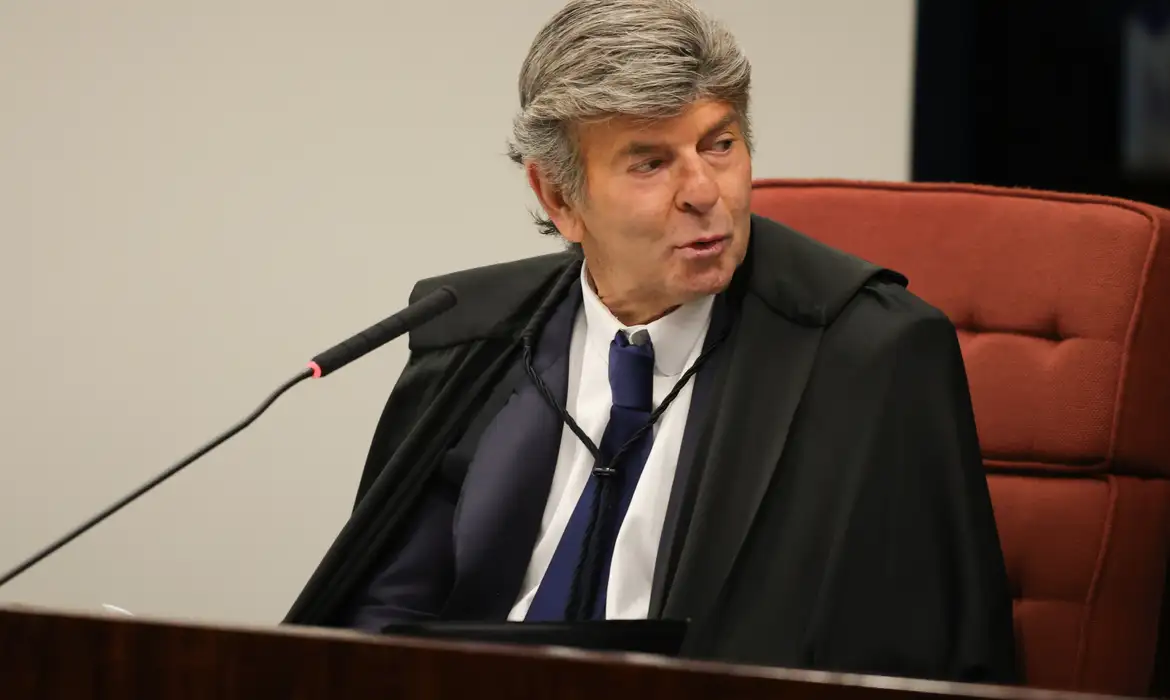 Fux vota por anular processo contra Bolsonaro no STF por cerceamento de defesa