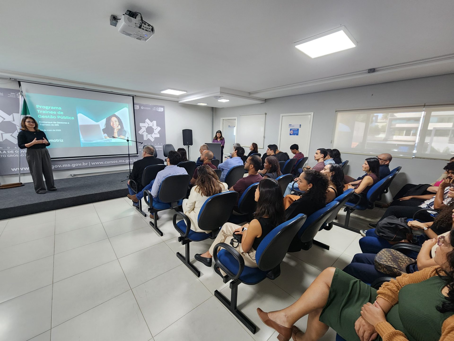 Formação e encontro regional fortalecem Programa Trainee de Gestão Pública em MS