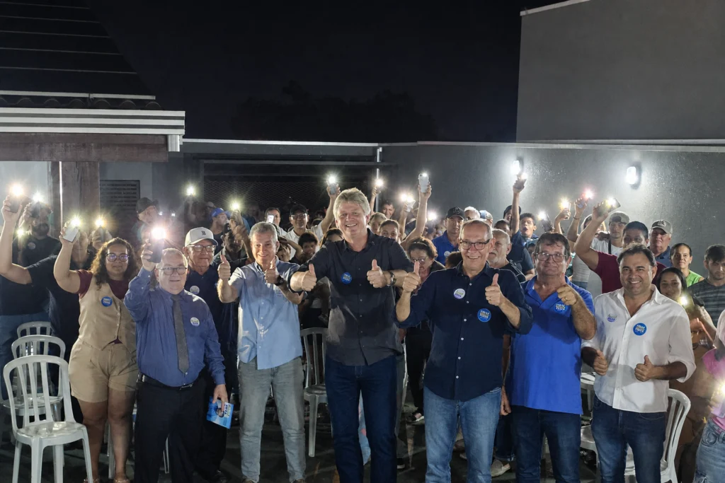 Moradores de Bonito recebem Jaime Verruck e Helio Peluffo